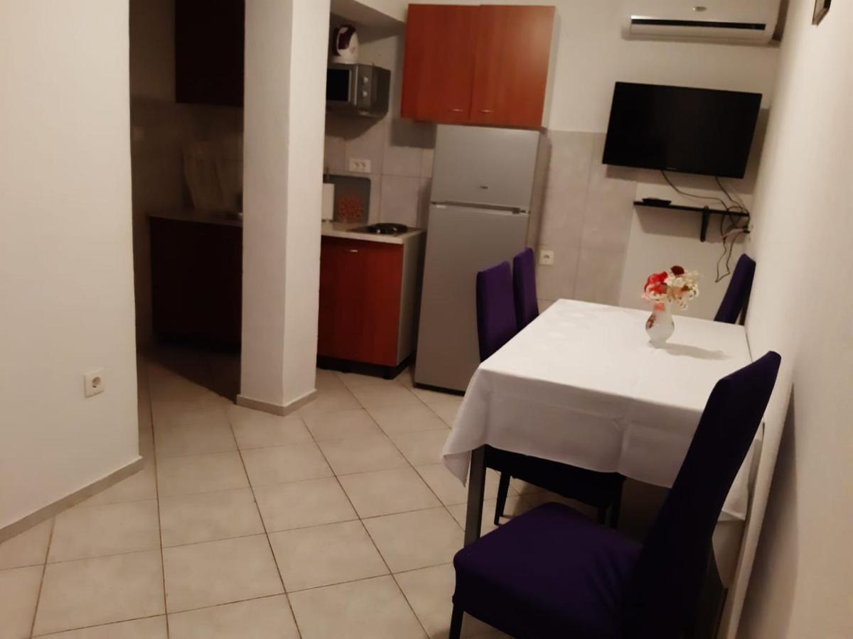 Apartments Knezic 伊格拉恩 外观 照片